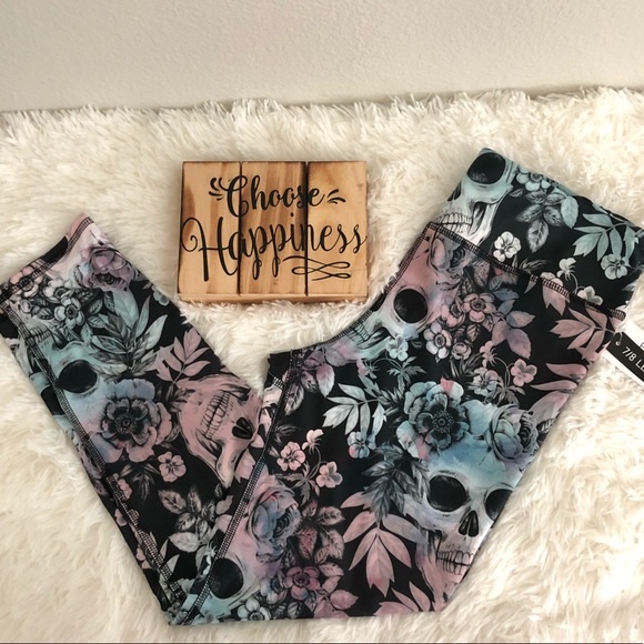 Evolution & Creation Pants - NWT Skull print yoga pants